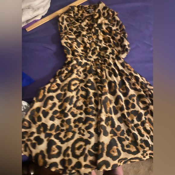 Leopard dress - Picture 1 of 2